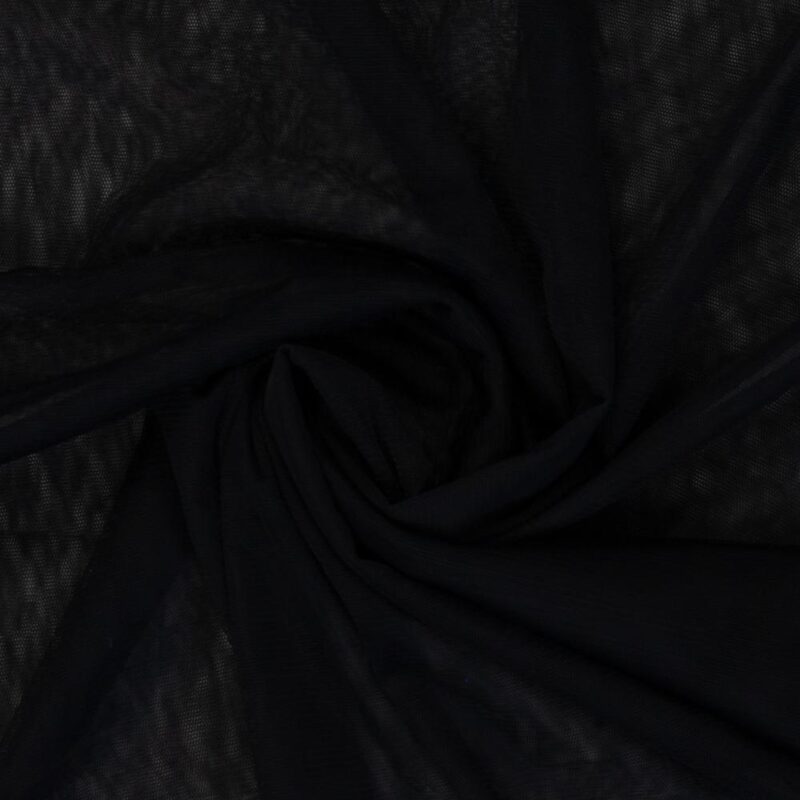 Tüll - must